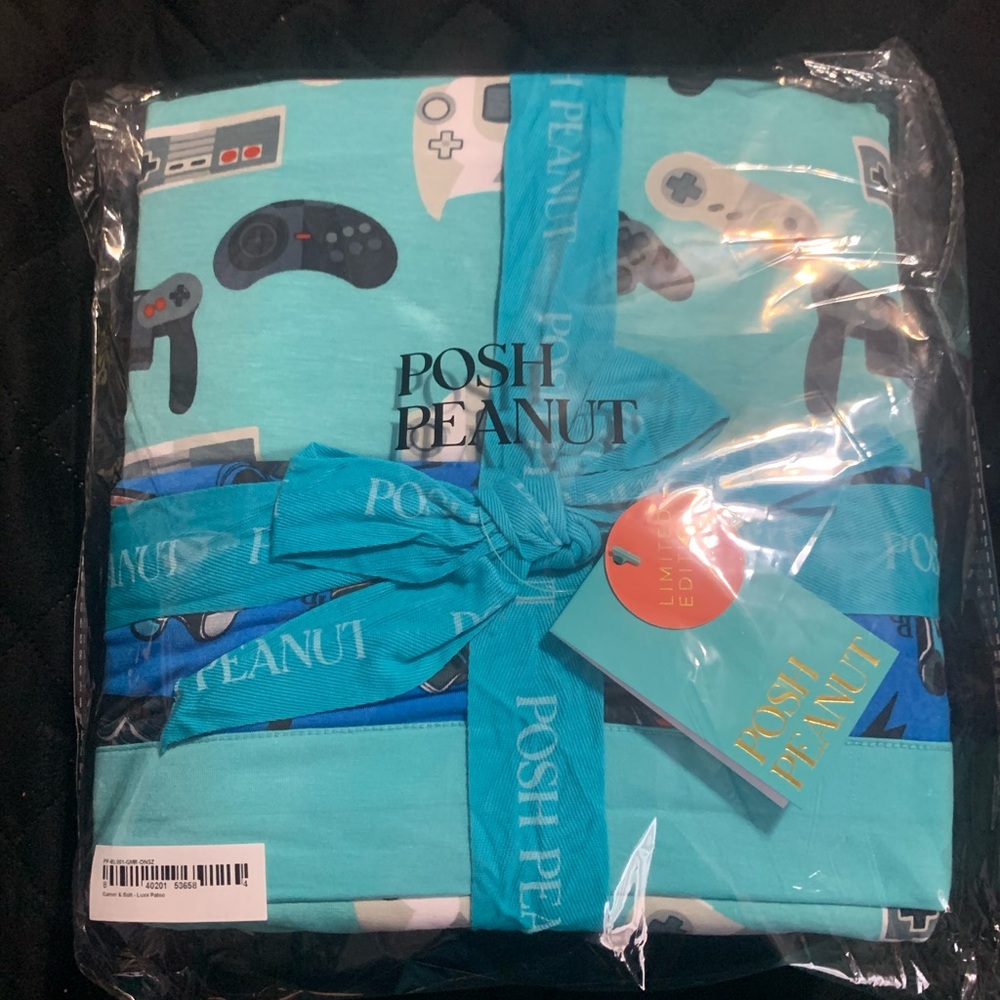 Posh peanut gamer